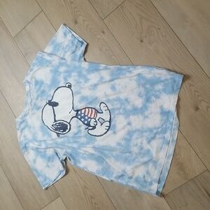 Peanuts Women's medium short sleeve tie dyed with logo